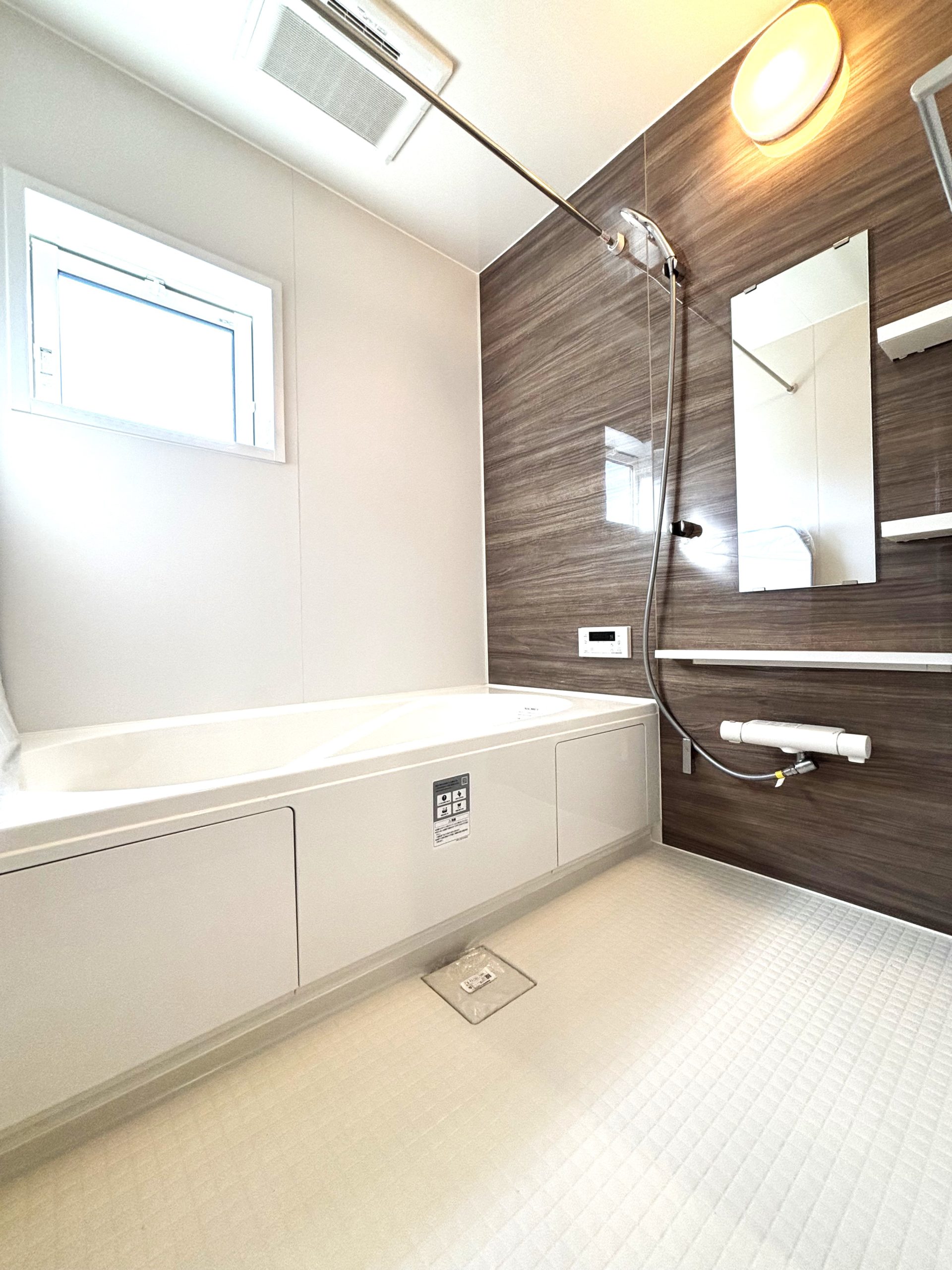 ☆疲れを癒す空間☆ お子様と一緒にお風呂に入る楽しみ、思い出の一ページが刻まれる大切な瞬間。