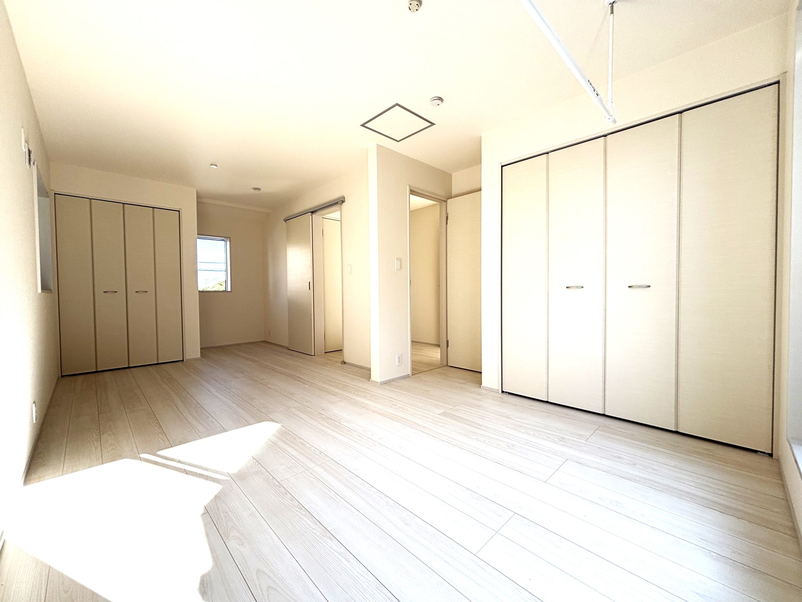 ☆明るさと風通しの良さ☆ 一戸建てのお部屋の魅力は陽当たりと風通しの良さ。