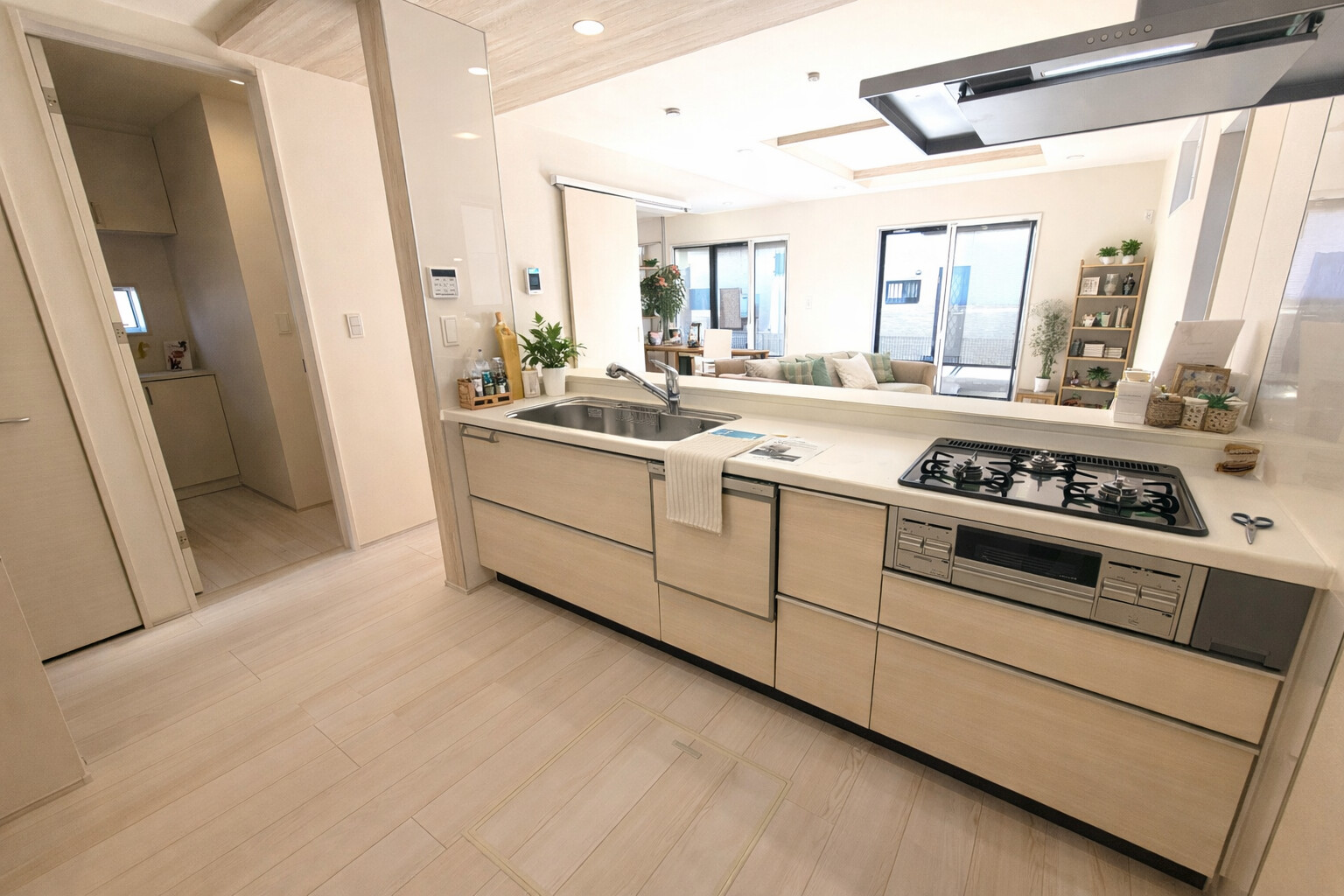 ☆カウンターキッチン☆ 朝はご主人様と談笑する。カウンターキッチンだからこそ可能な日常です。※家具はＣＧとなります。