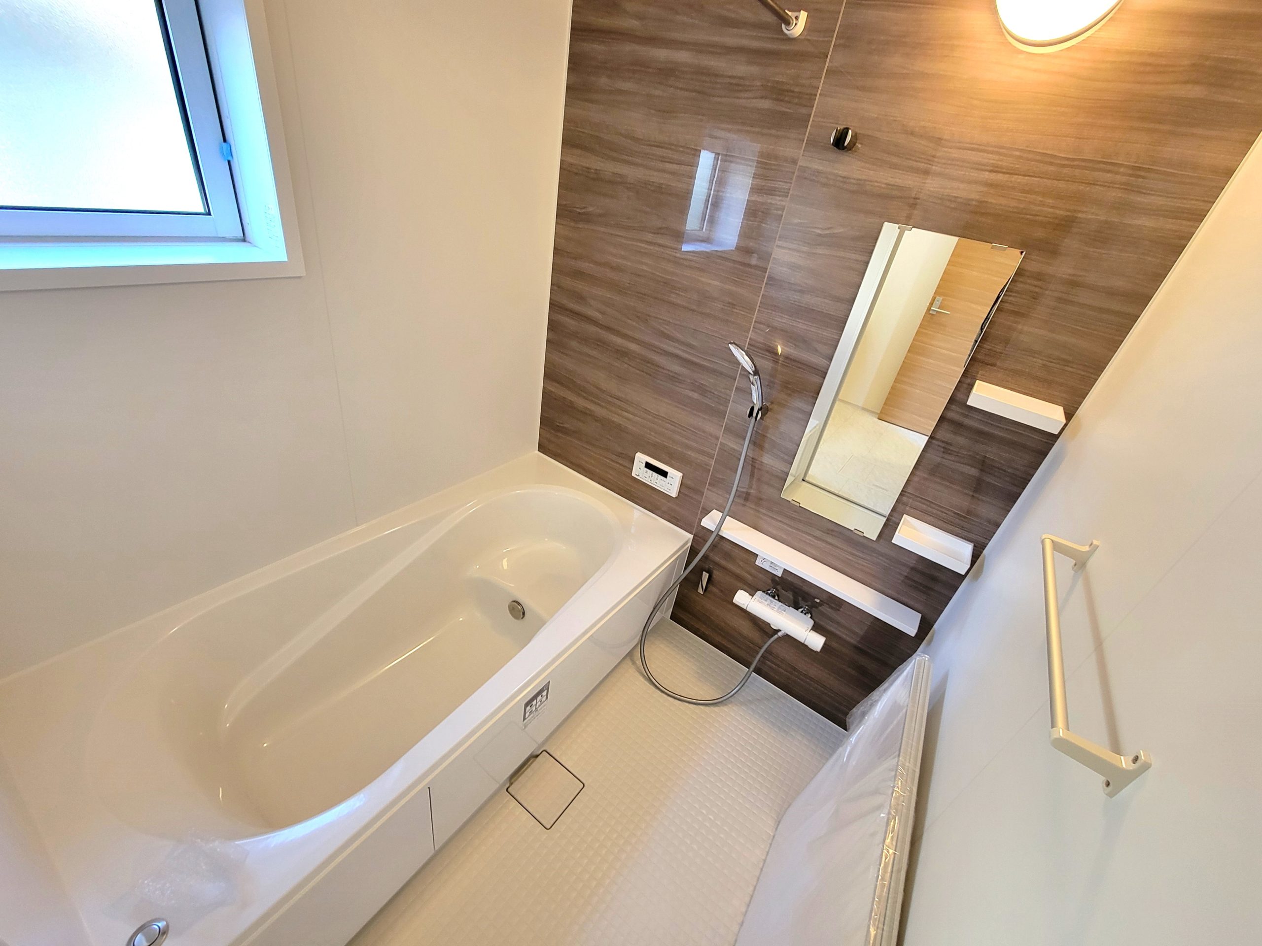 ☆疲れを癒す空間☆ お子様と一緒にお風呂に入る楽しみ、思い出の一ページが刻まれる大切な瞬間。