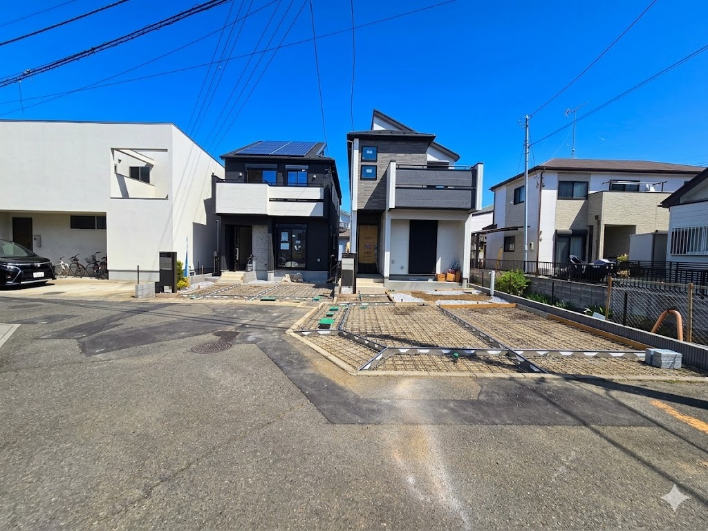 上尾市弁財1丁目　全２邸