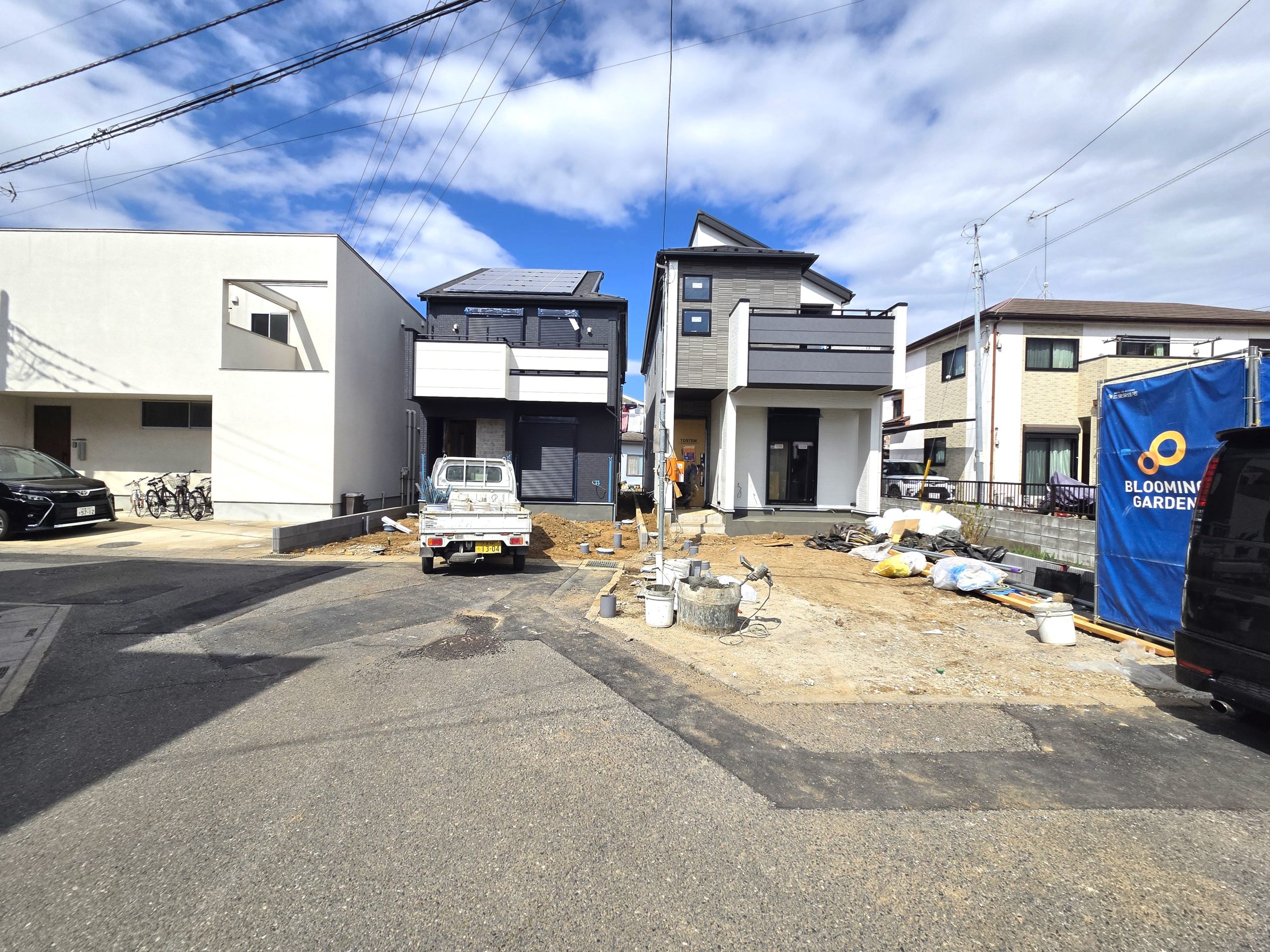 上尾市弁財1丁目　全２邸