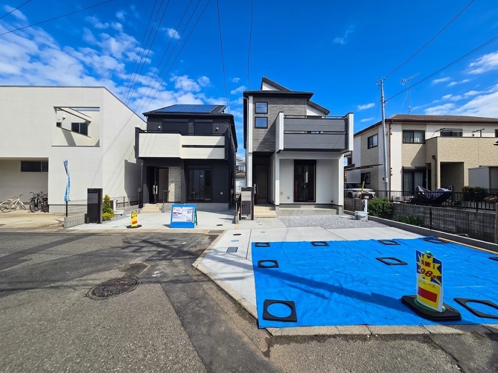 上尾市弁財1丁目　全２邸